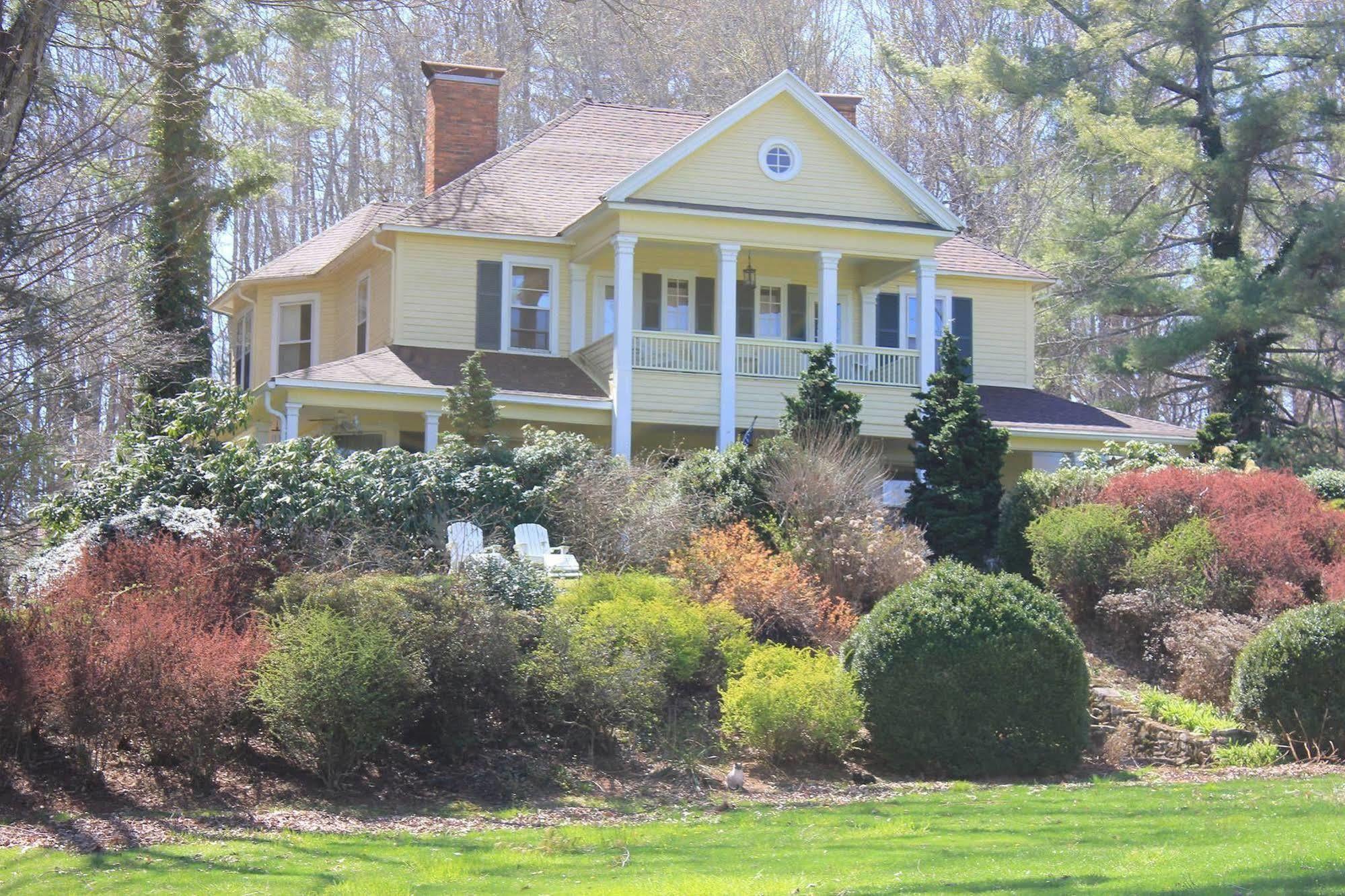 The Yellow House On Plott Creek Waynesville Zewnętrze zdjęcie